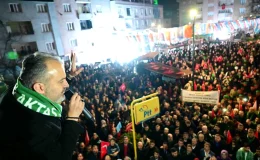 Bursa Büyükşehir Belediye Başkanı Alinur Aktaş, Emek Mahallesi’nde Karşılandı