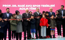 Gençlik ve Spor Bakanı Osman Aşkın Bak, Prof. Dr. Nabi Avcı Spor Tesisi’nin açılışını yaptı