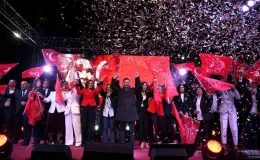 Kuşadası Belediye Başkanı Ömer Günel, Ege Mahallesi’nde Miting Yaptı